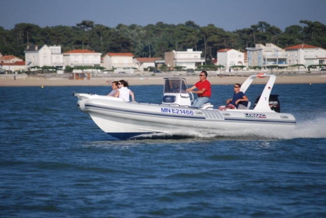  Consigue su licencia de embarcación con A Z Nautic Ecole Nautique 